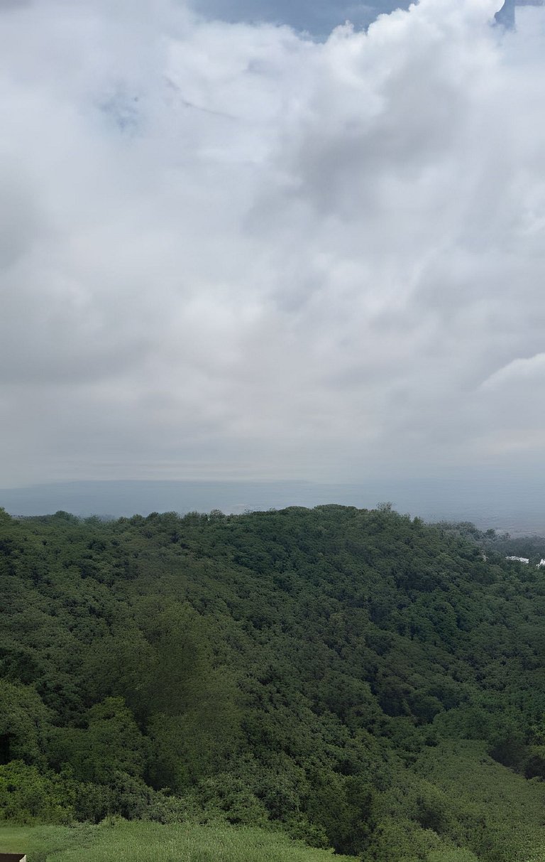 Apartamento completo com vaga, varanda e piscina