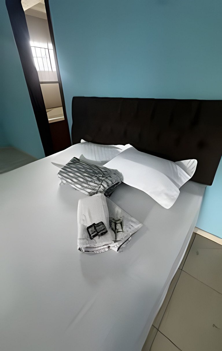 Suíte Espaçosa SmarTV, Cama Queen e Varanda