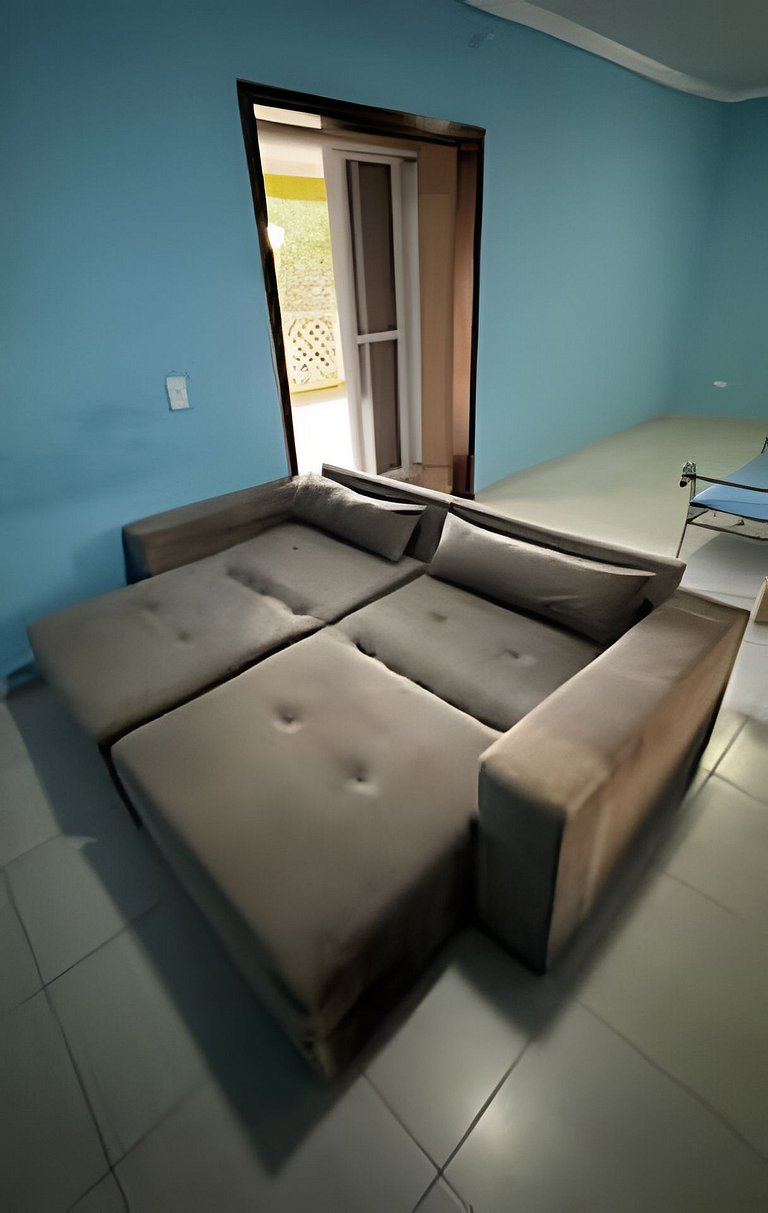 Suíte Espaçosa SmarTV, Cama Queen e Varanda