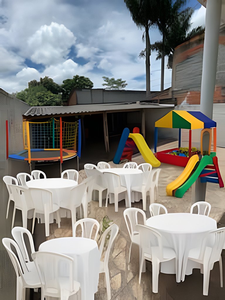 Salão de Festas e Churrasqueira