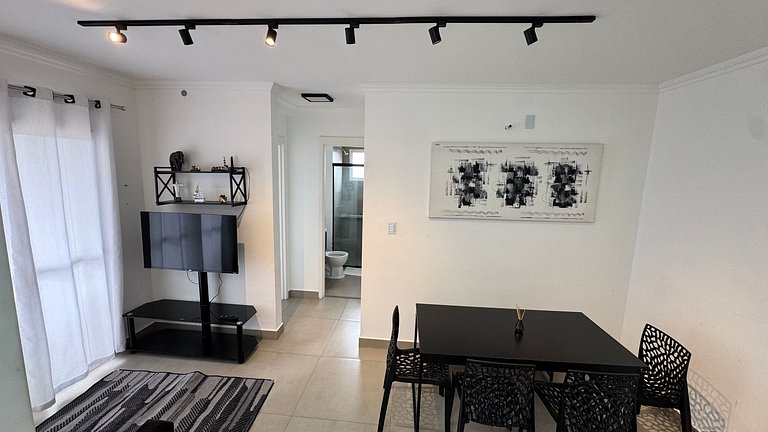 Apartamento completo com vaga, varanda e piscina