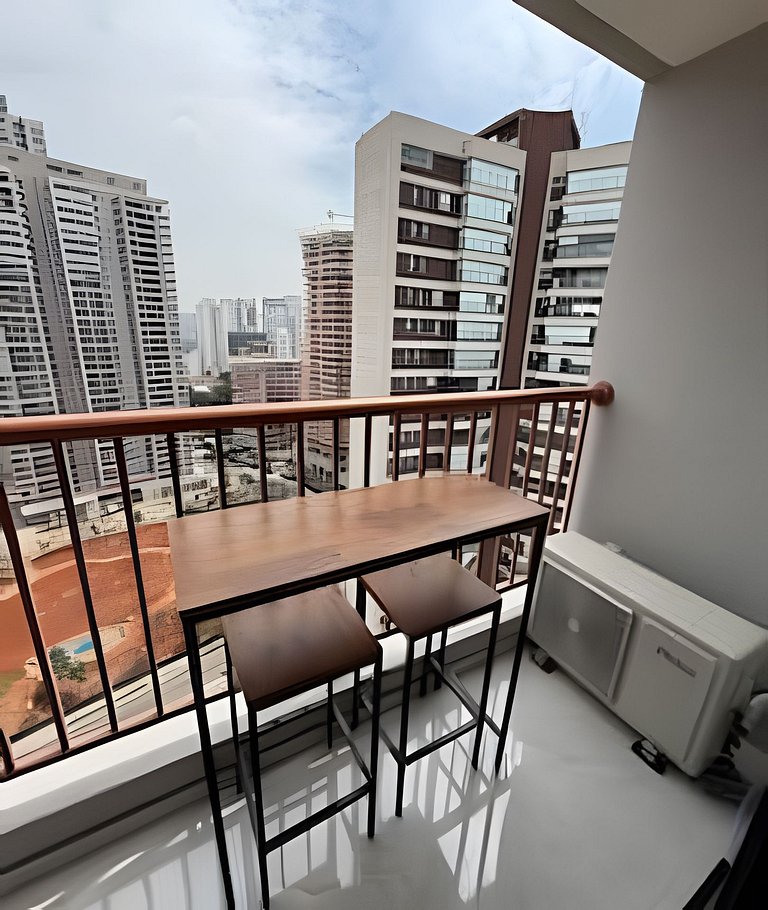 Apto moderno Decorado com Varanda