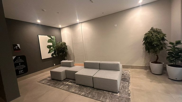 Apto moderno Decorado com Varanda